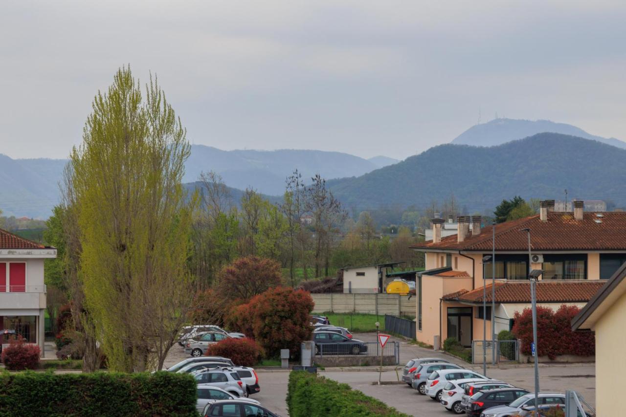 Giotto Guesthouse Due Carrare المظهر الخارجي الصورة